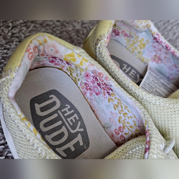 Hey Dude Wendy Rise Yellow size 7 - Picture 10 of 10